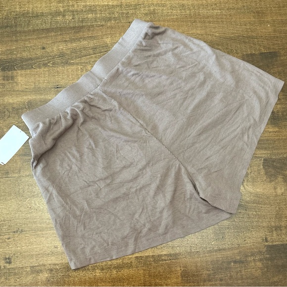 Sweet Romeo High Waist Brown Shorts - Picture 7 of 9